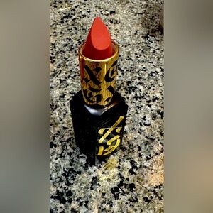 Amazing GXVE crème lip stick in “ Tragic Me”